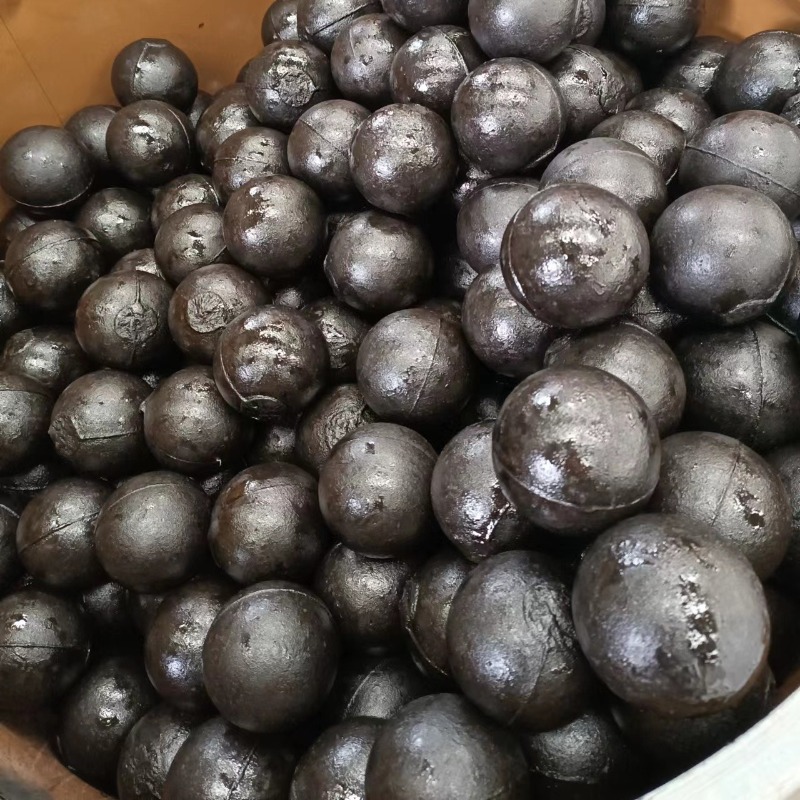 Sfera in acciaio forgiato