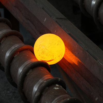 Sfere in acciaio forgiate