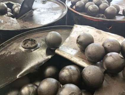 Sfera in ghisa ad alto contenuto di cromo